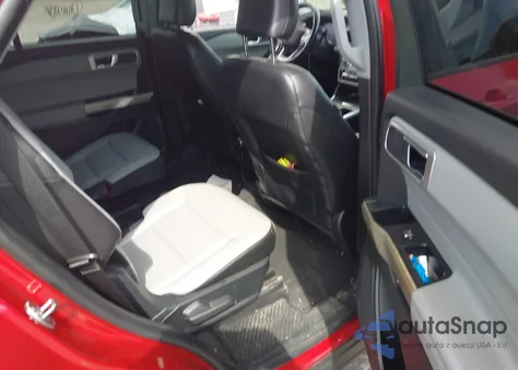 2021 Ford Explorer Xlt z USA, uszkodzony, nr VIN 1FMSK7DH8MGA27662